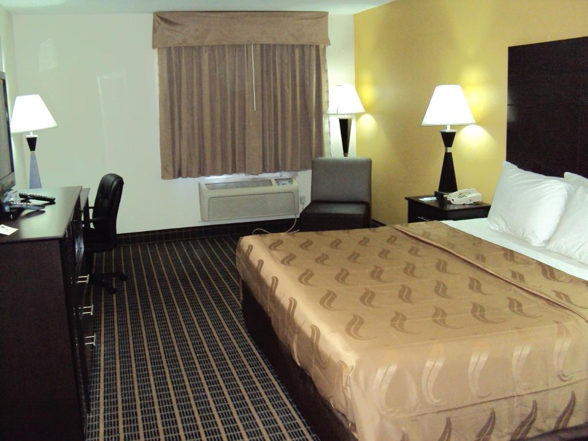 Quality Inn Carbondale University Area Dış mekan fotoğraf
