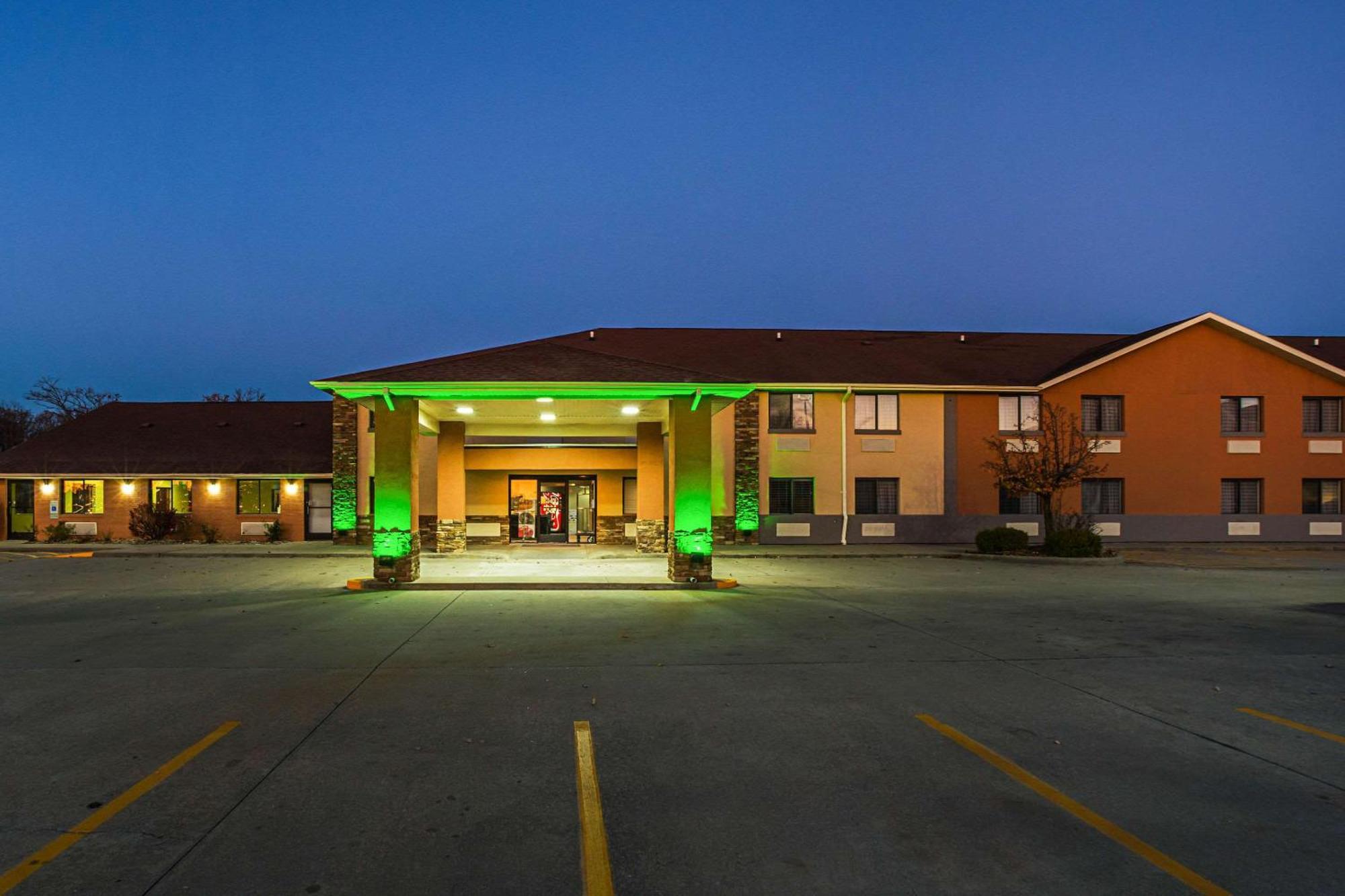 Quality Inn Carbondale University Area Dış mekan fotoğraf