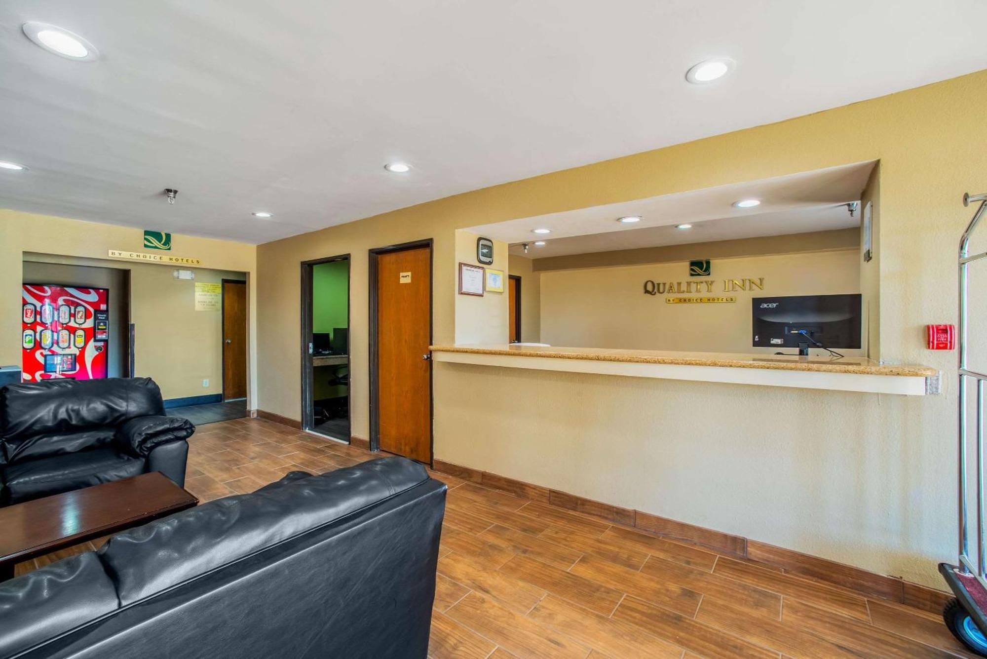 Quality Inn Carbondale University Area Dış mekan fotoğraf